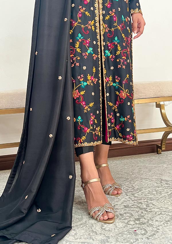 Jia with Pants -Image-Four