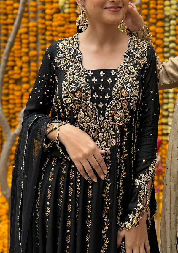 Mashal with Pants and Dupatta-Image-Three