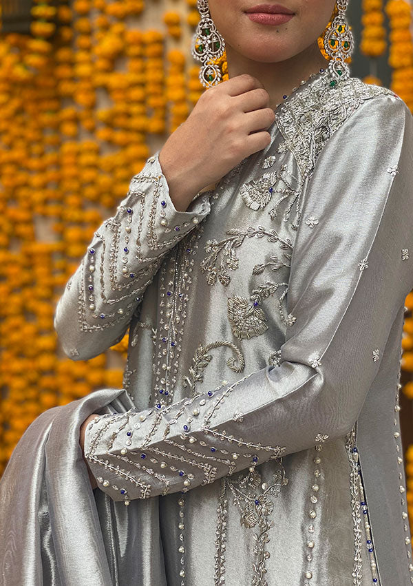 Ryma-with-Crushed-Dhaka-and-Dupatta-Image-One