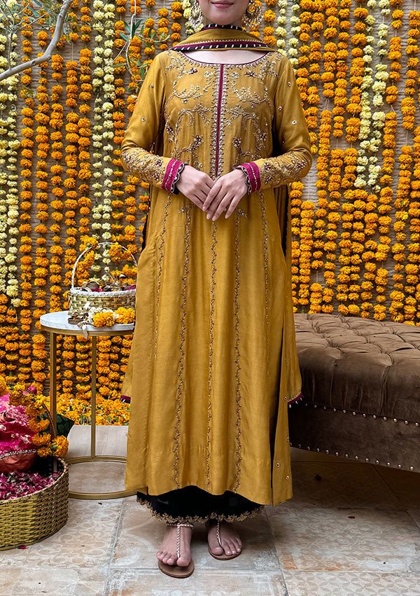 Sajal-with-Izaar-and-Dupatta-Featured-Image