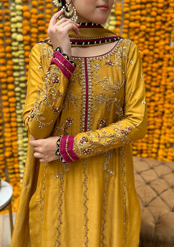 Sajal-with-Izaar-and-Dupatta-Image-One