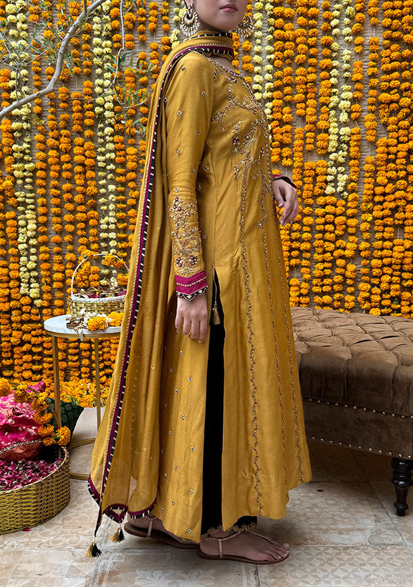 Sajal-with-Izaar-and-Dupatta-Image-Two