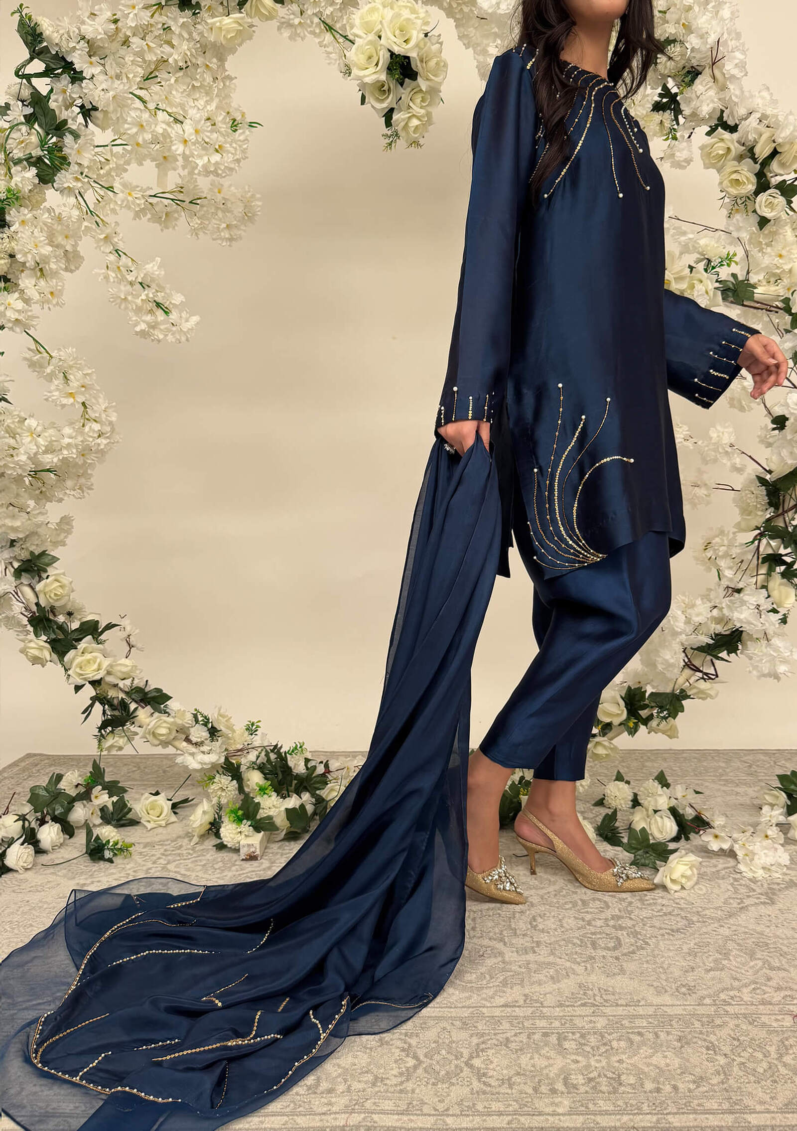 Mavi-with-Shalwar-&amp;-Dupatta Image Four