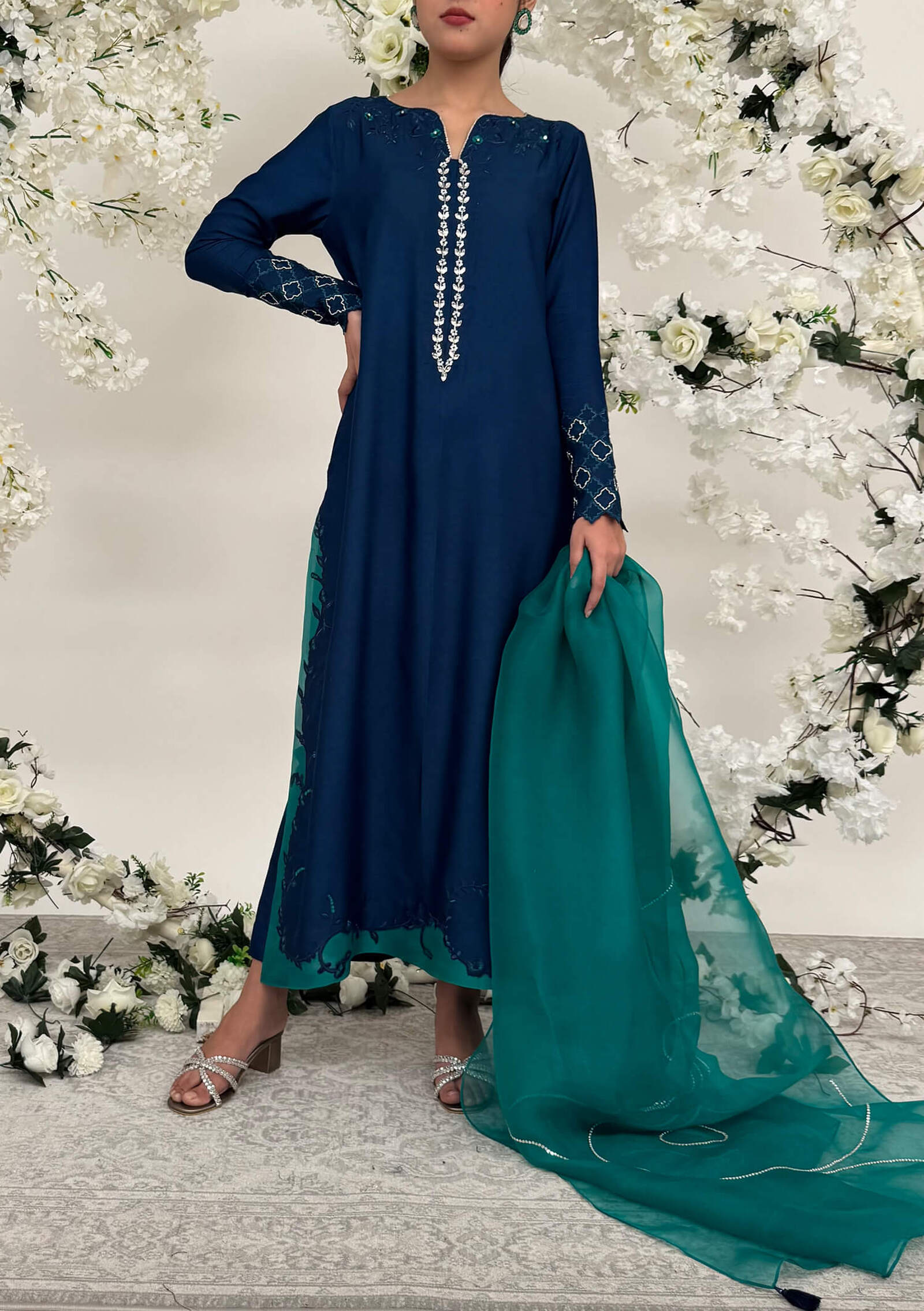 Kimi-with-Pants-&amp;-Dupatta Image-Three