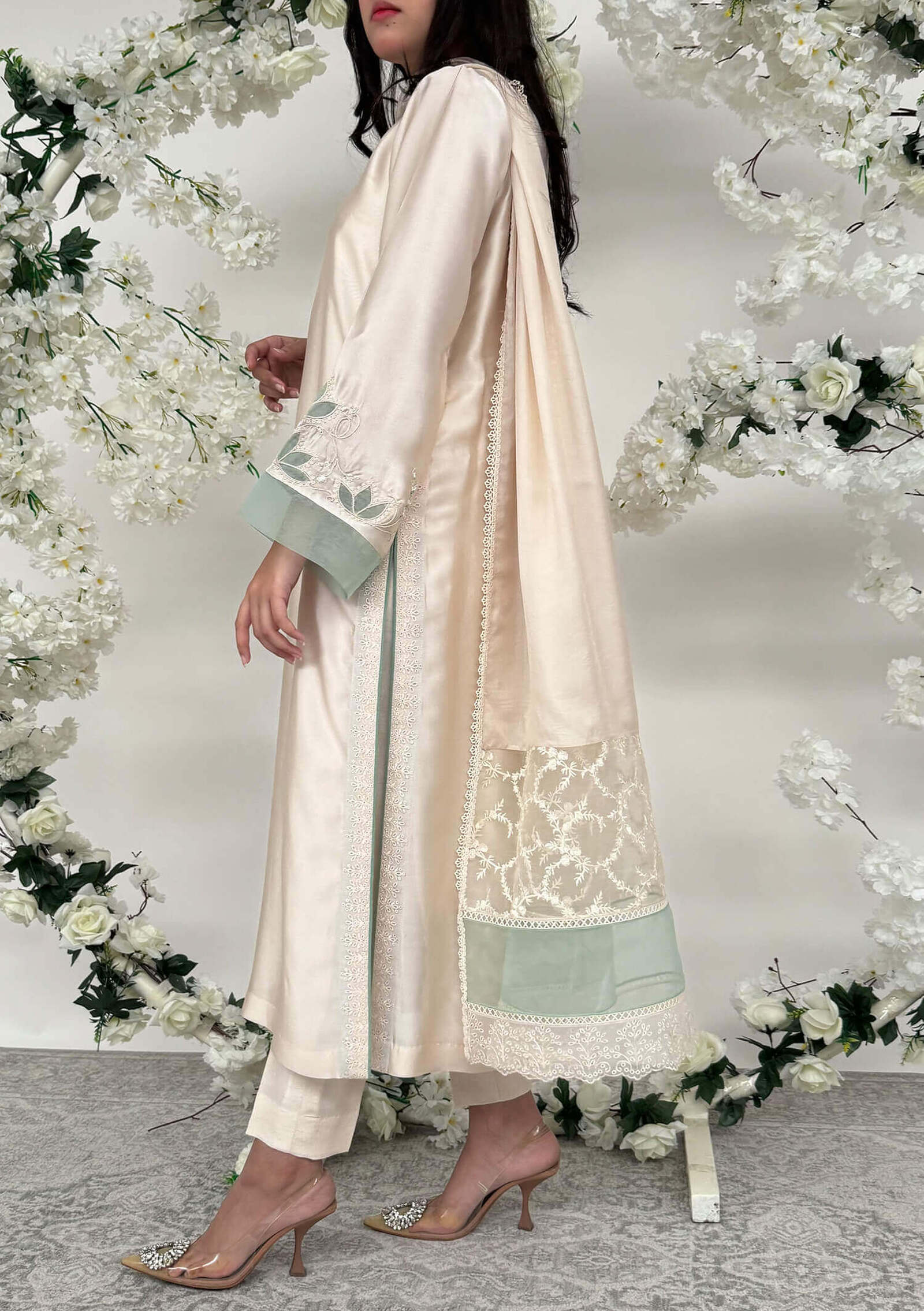 Reem with Pants &amp; Dupatta Image Three