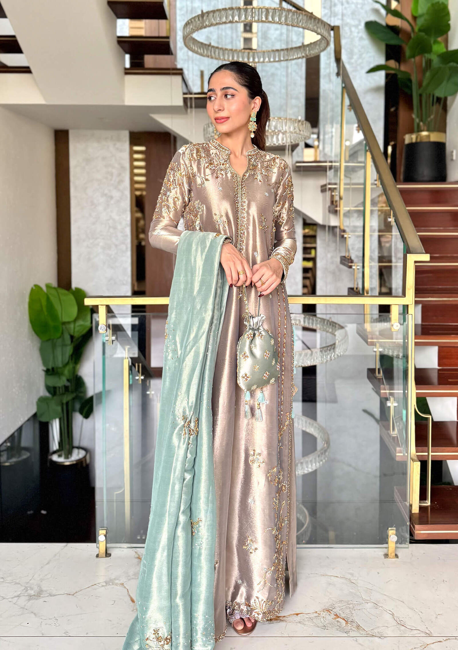 Noor-with-Straight-Pants-&amp;-Dupatta-Featured_Image