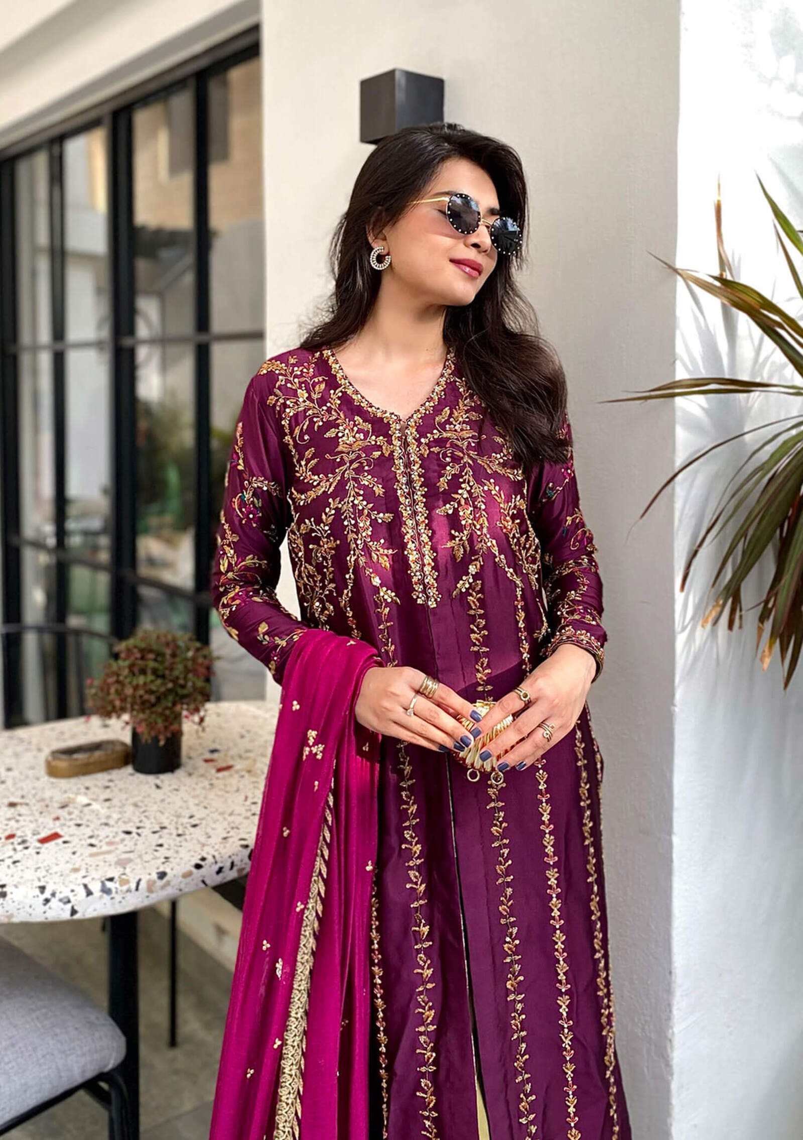 Dhani-with-izaar-Pants-&amp;-Dupatta-Image_Two