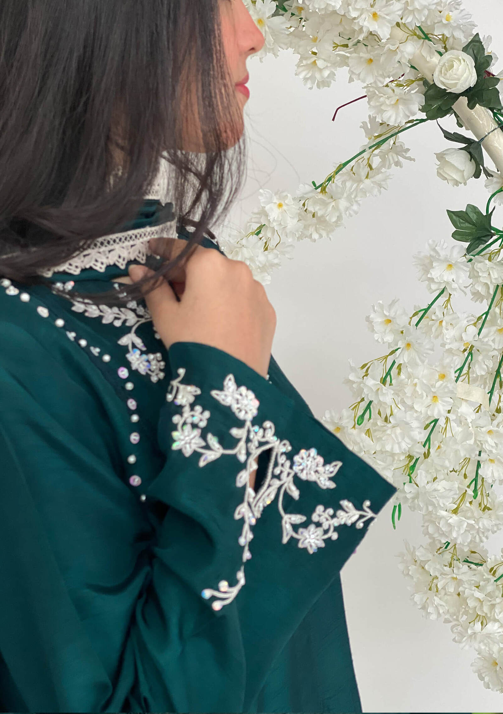 Raha-with-Pants-&amp;-Dupatta-Image-Four