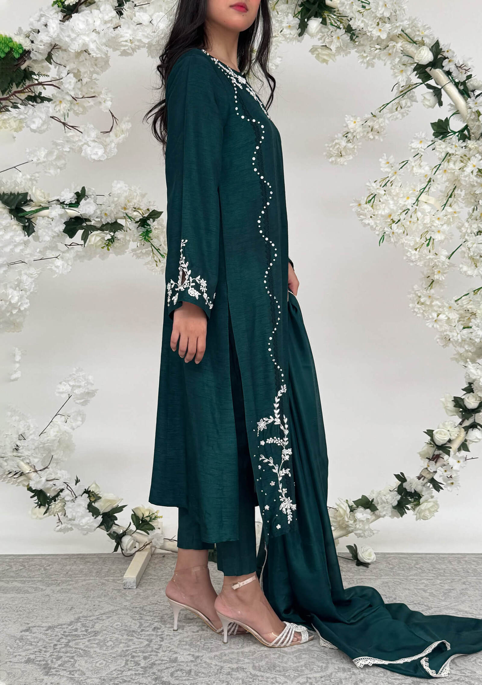 Raha-with-Pants-&amp;-Dupatta-Image-Two