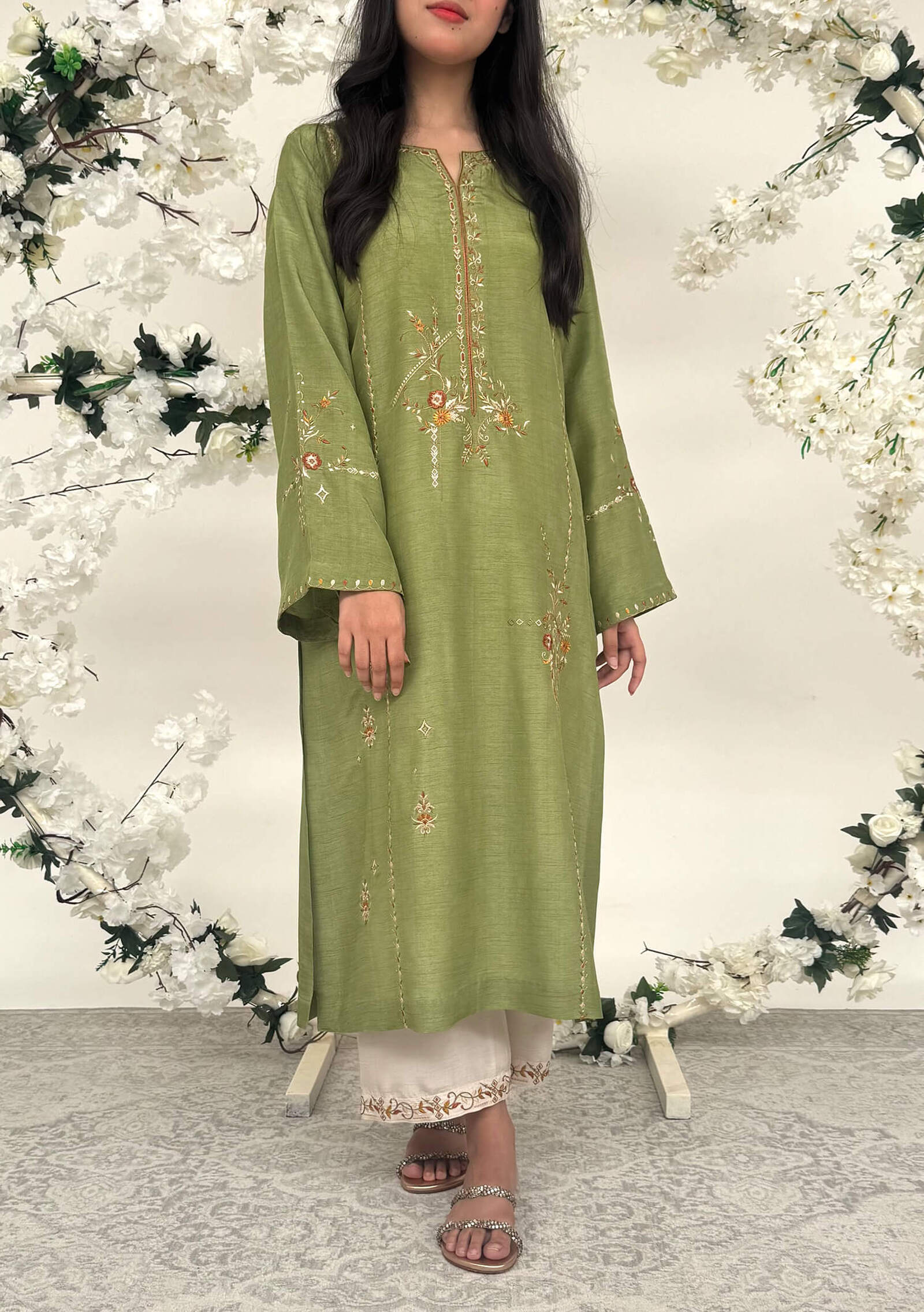 Zumi-with-Izaar-Pants-Featured-Image