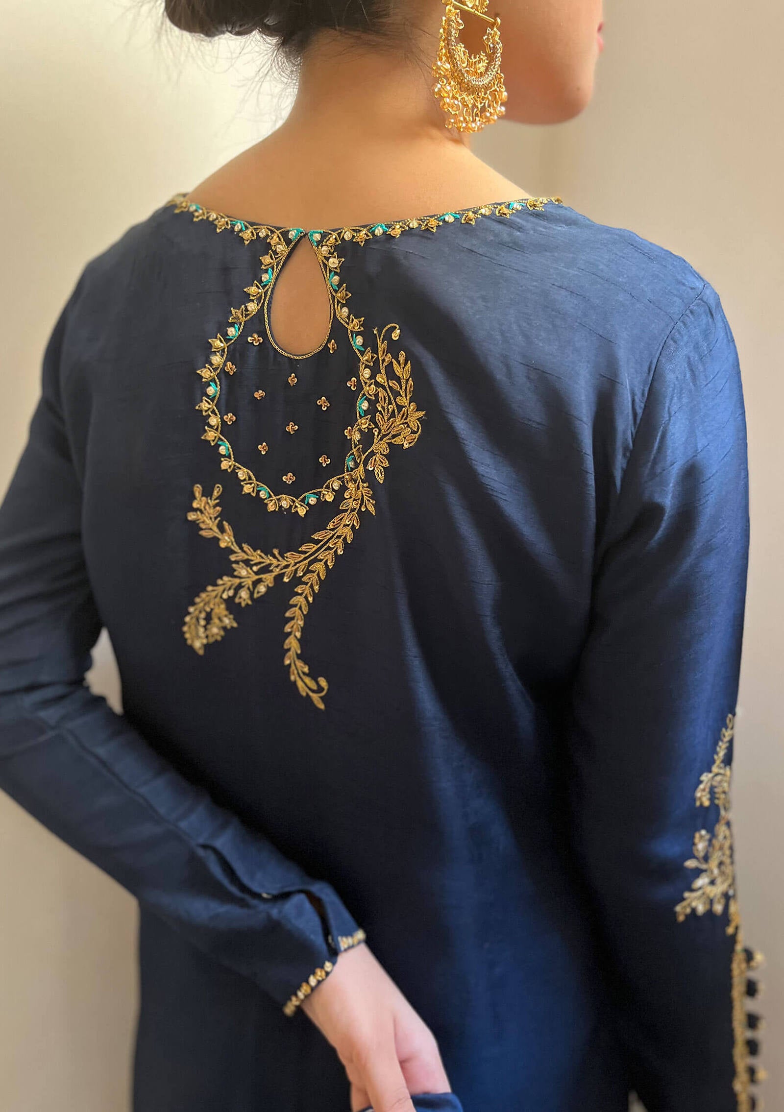 Zoha-with-Flared-Pants-&amp;-Dupatta-Image-Seven