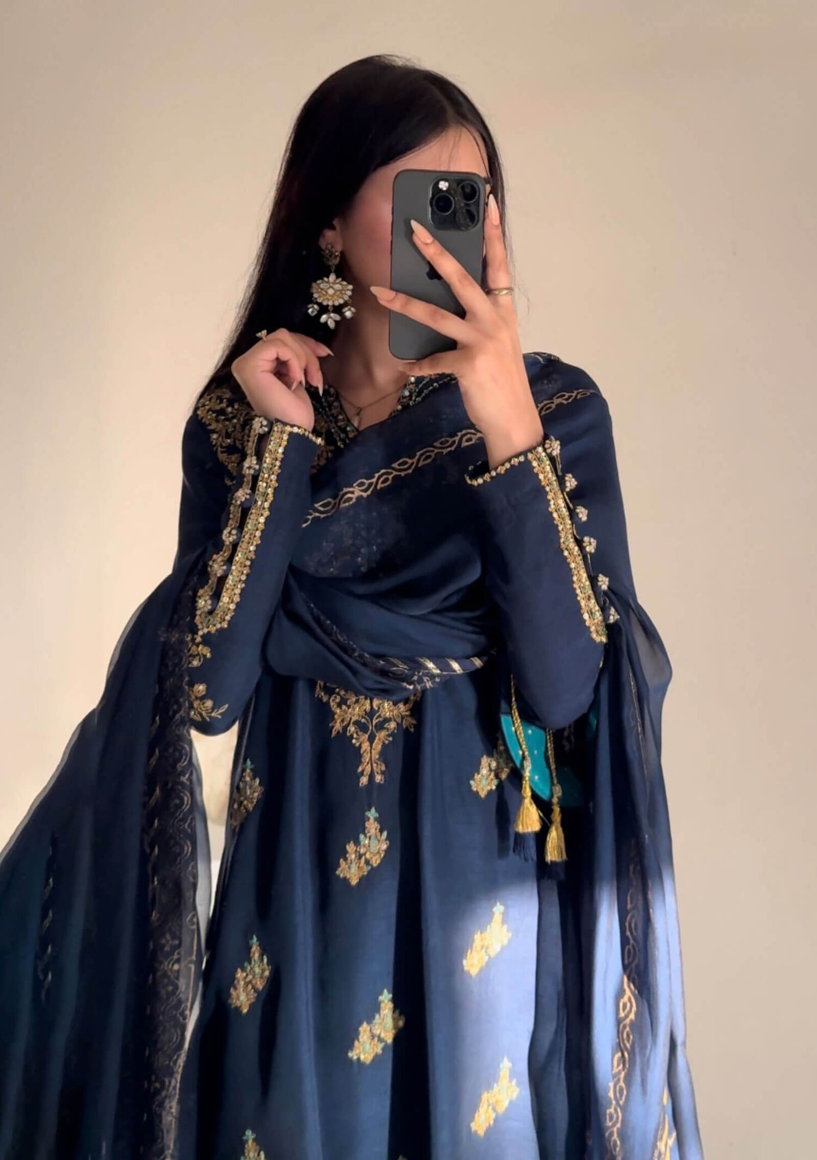 Zoha-with-Flared-Pants-&amp;-Dupatta-Image-Two