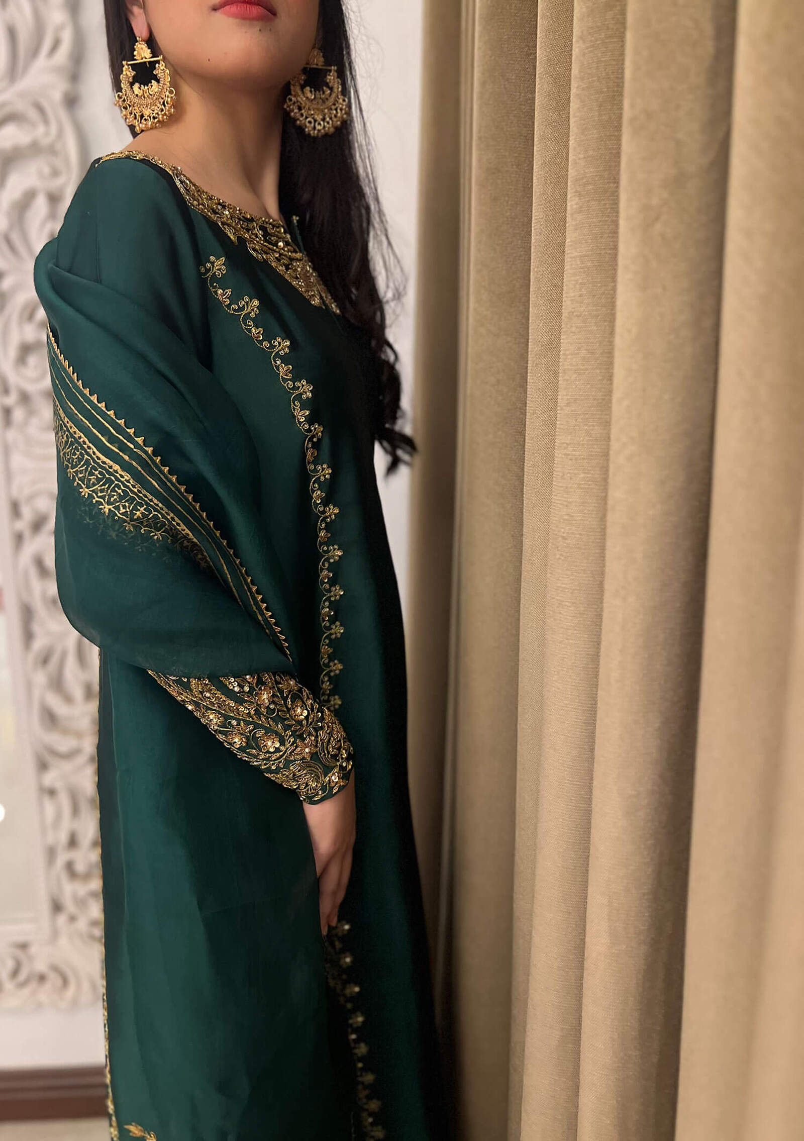 Zeenat-with-Izaar-Pants-&amp;-Dupatta-Image-Seven