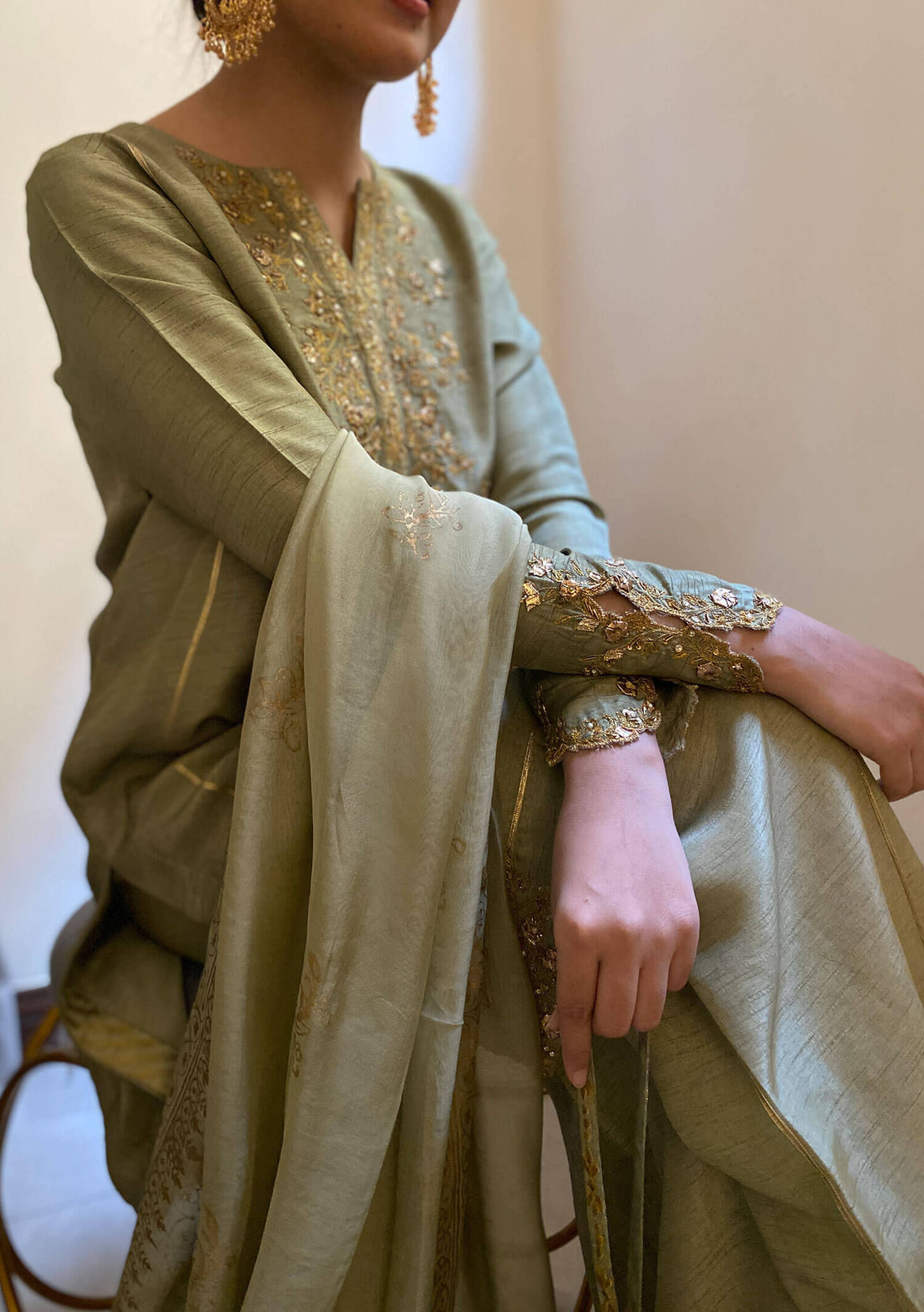 Roha-with-Flared-Pants-&amp;-Dupatta-Image-Three