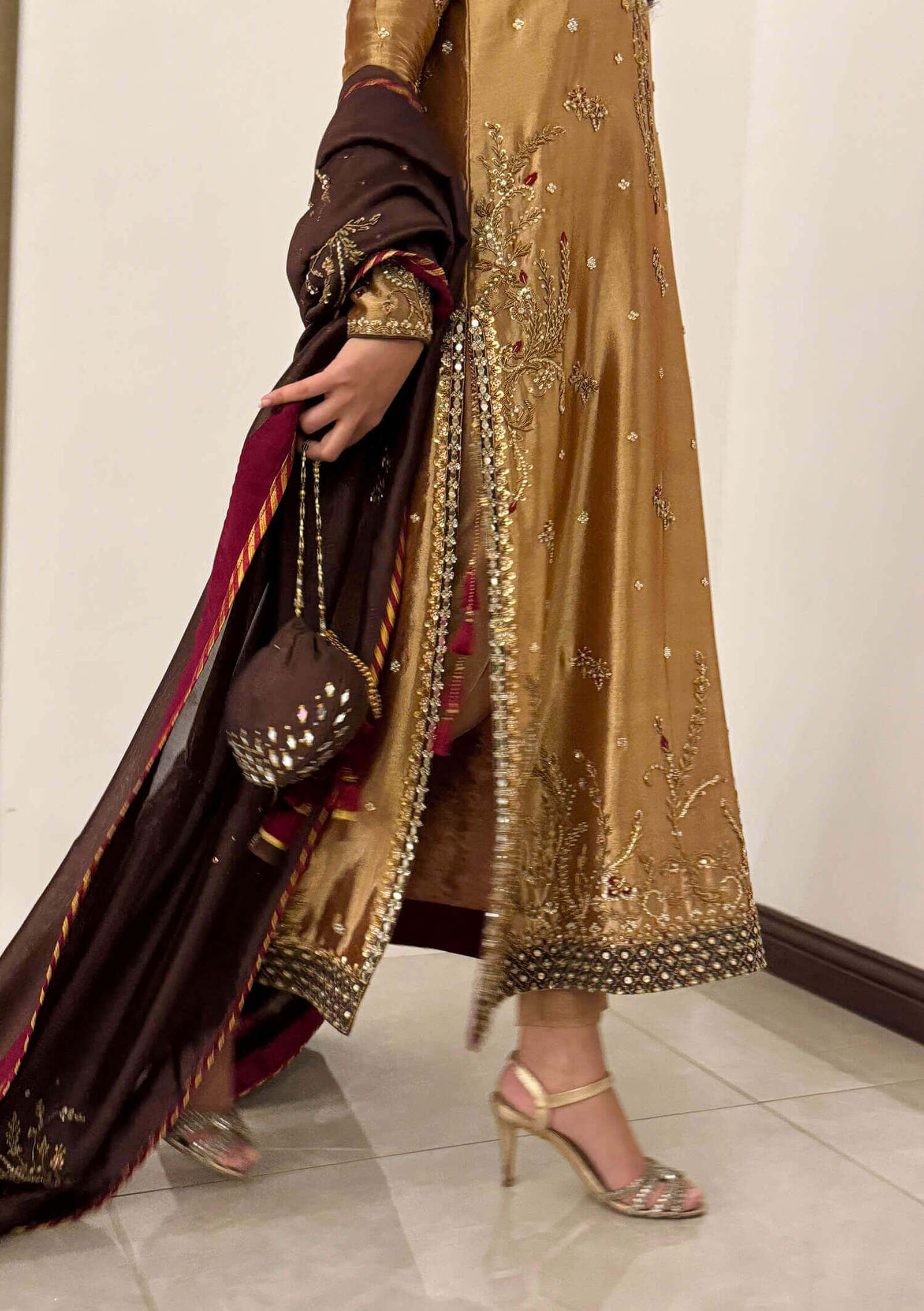 Elena-with-Pants-&-Dupatta-Image-Five