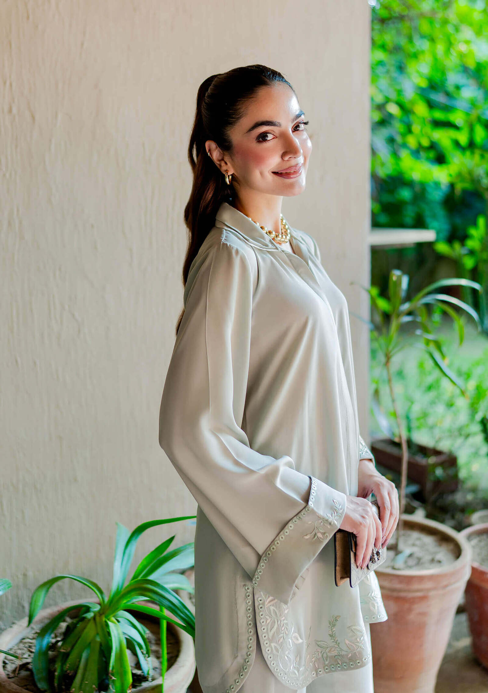 Dew-with-Pants-Image-Four