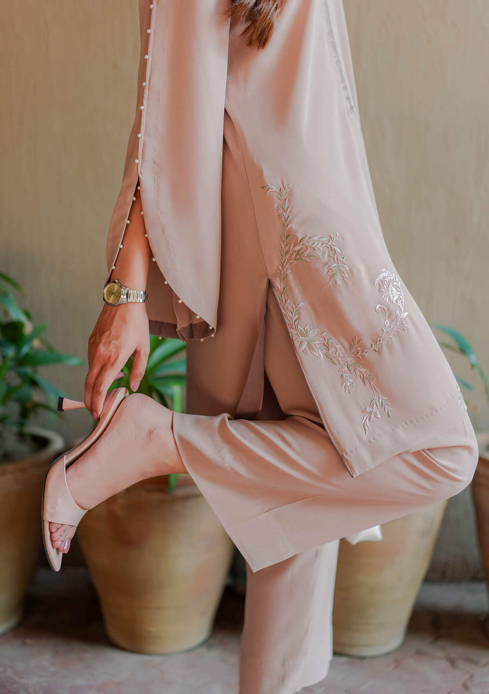 Tulip-with-Pants-Image-Eight