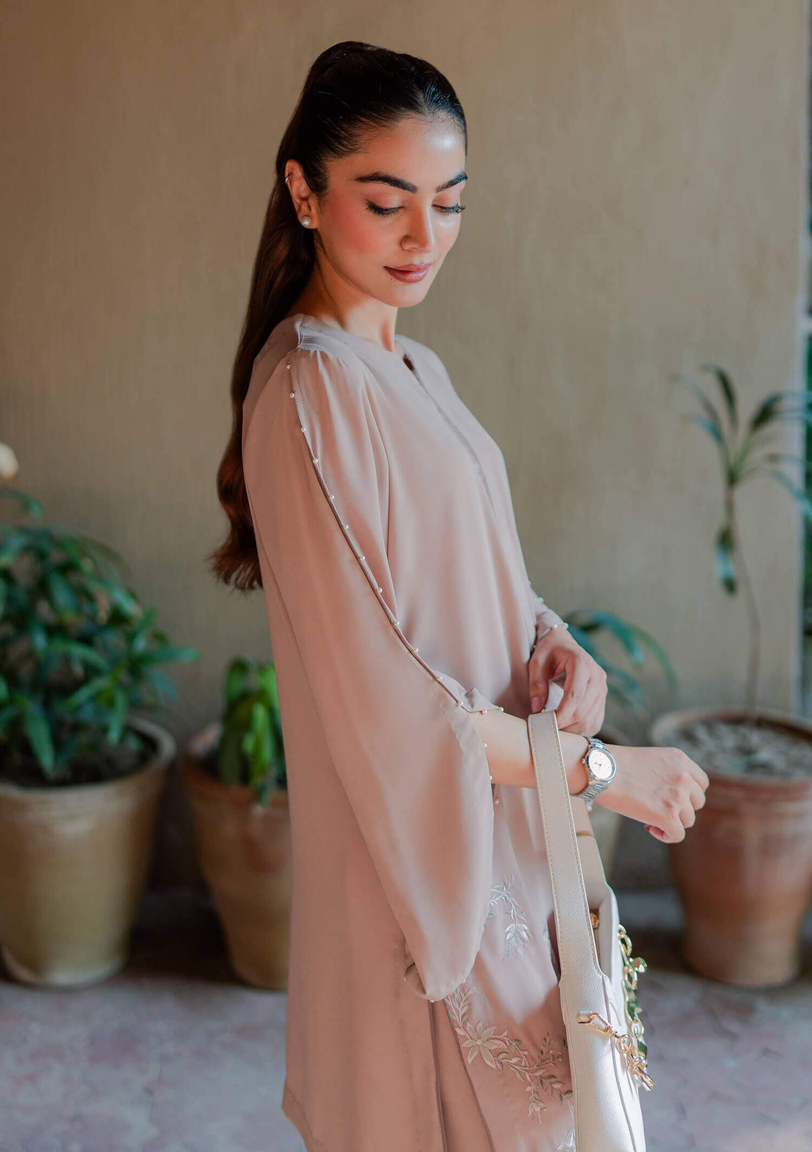 Tulip-with-Pants-Image-Four