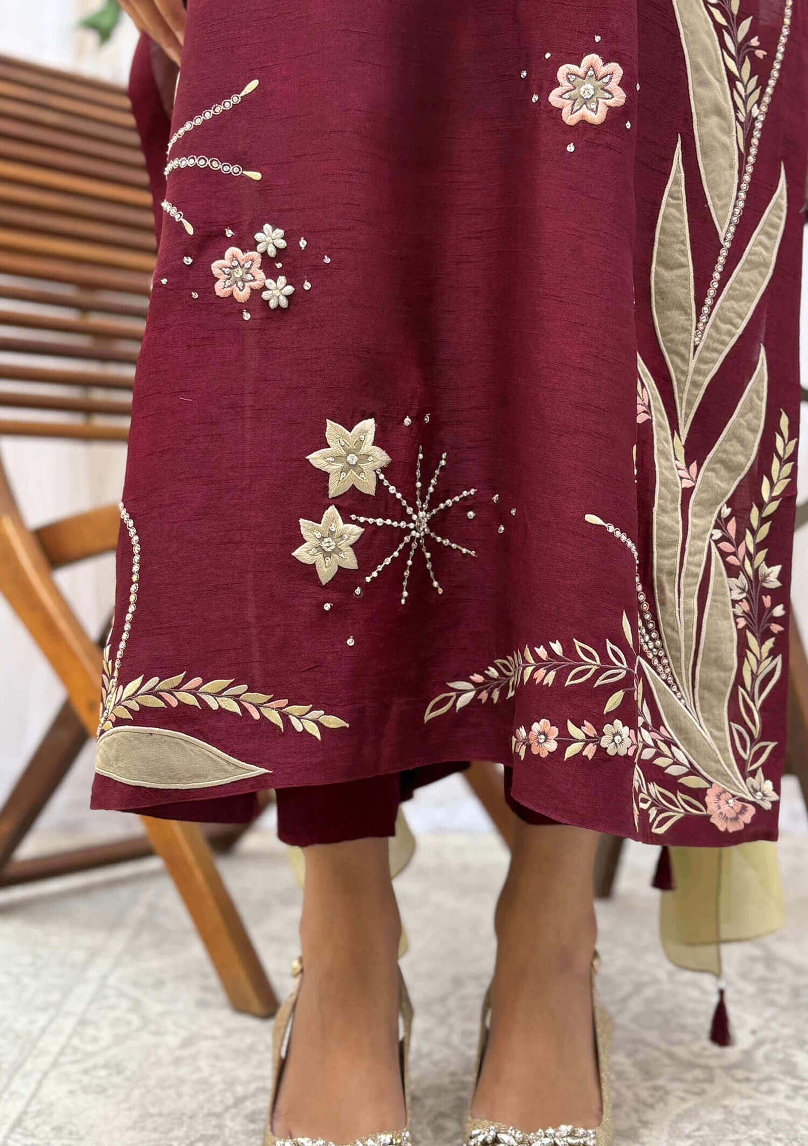 Gigi-Kaftan-Shirt-with-Pants-&-Dupatta-Image-Eight