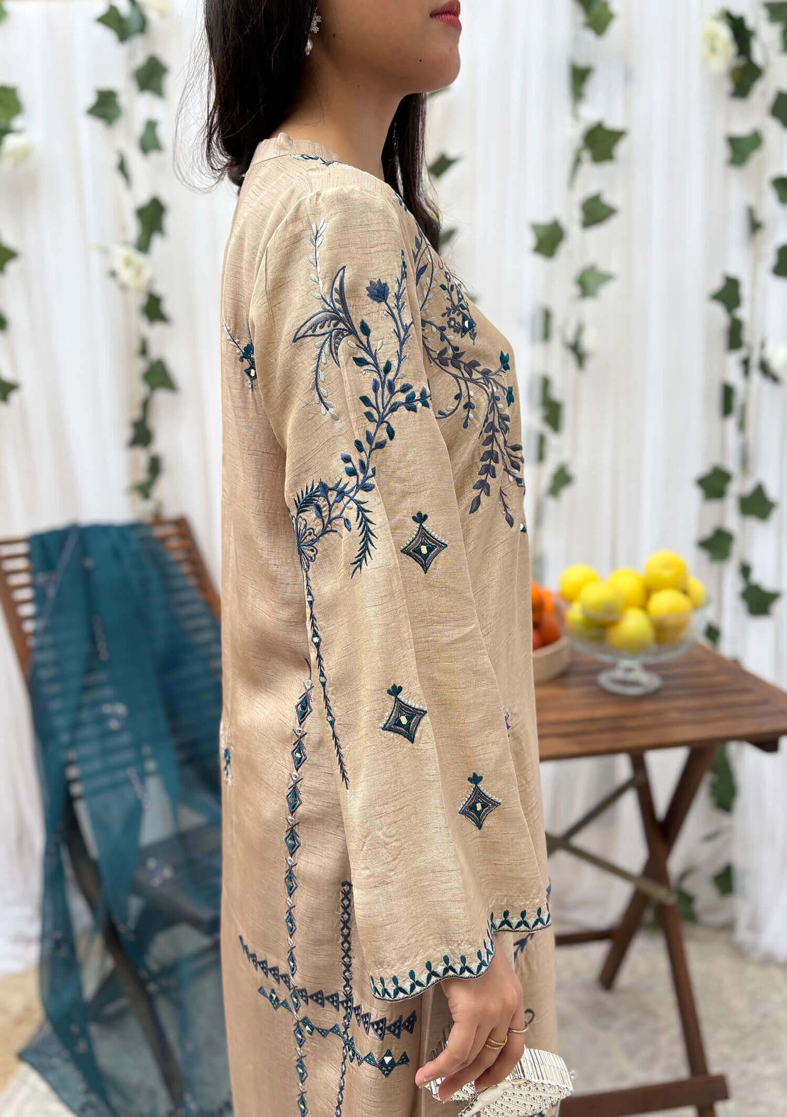 Lumi-with-Izaar-&-Dupatta-Image-Four