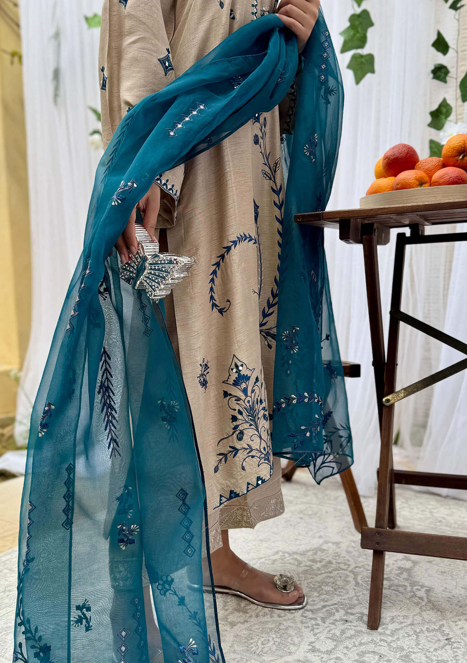 Lumi-with-Izaar-&-Dupatta-Image-Six