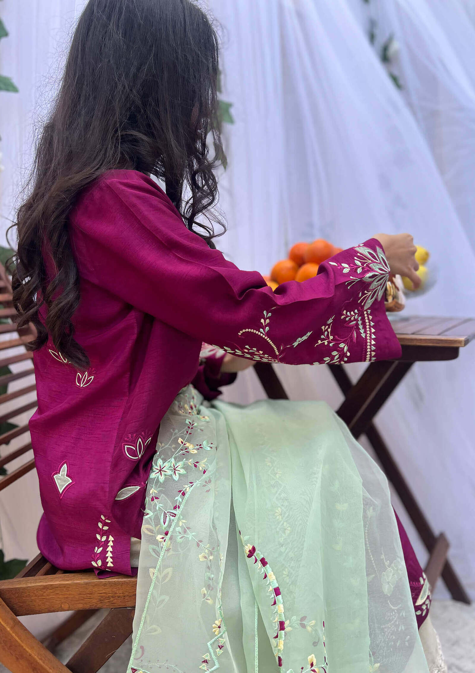 Mila-with-Izaar-&-Dupatta-Image-Eleven