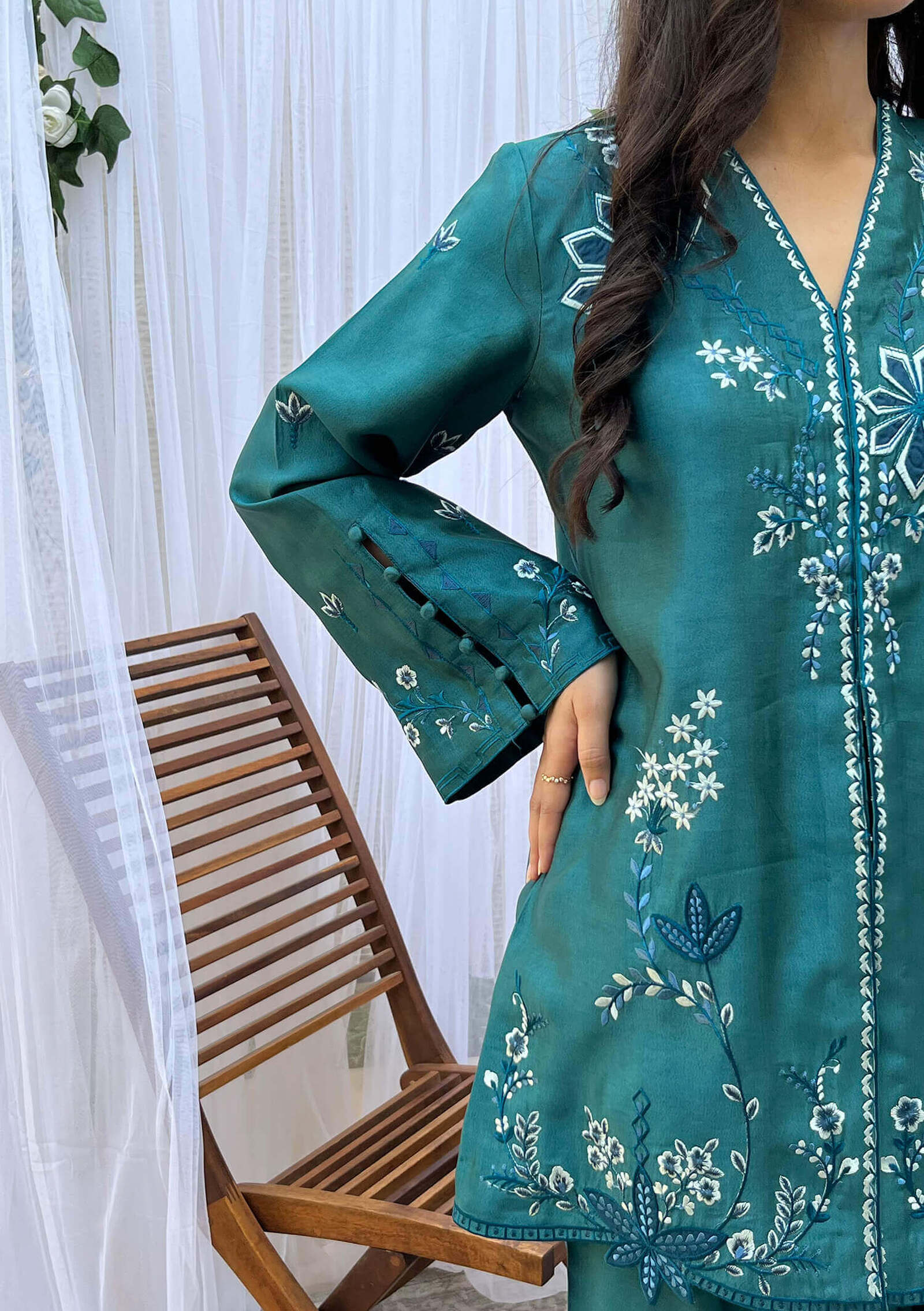 Allure-with-Shalwar-Image-Five