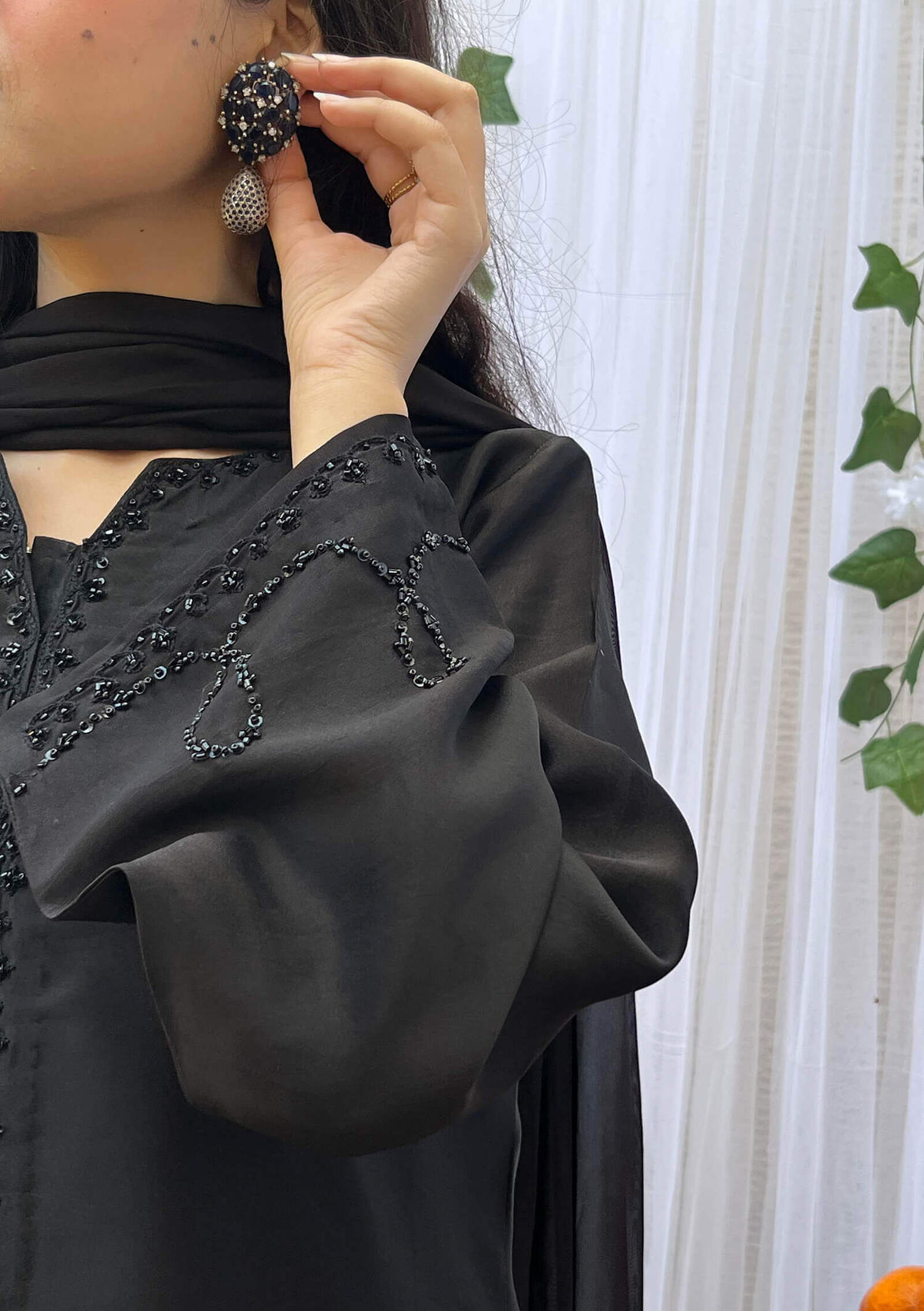 Iris-with-Shalwar-&-Dupatta-Image-Three