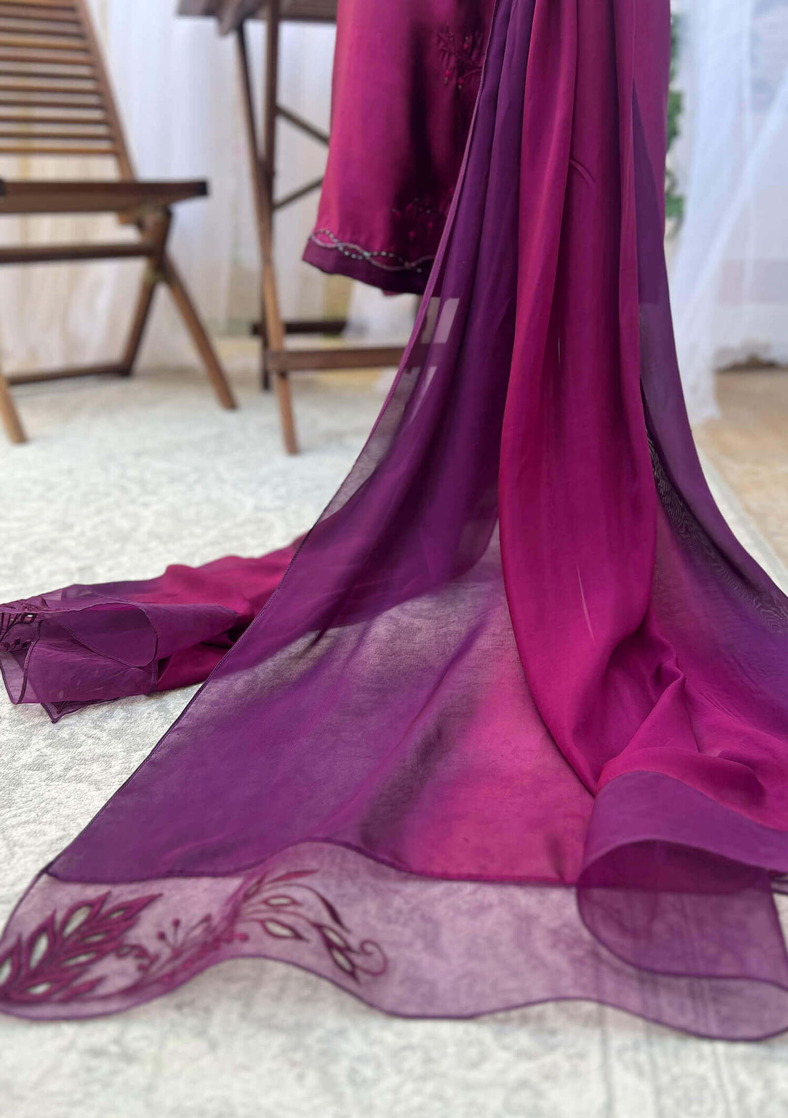 Raya-with-Pants-&-Dupatta-Image-Five