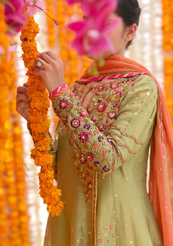 Ilsa-With-Pants-And-Dupatta-Image-Three