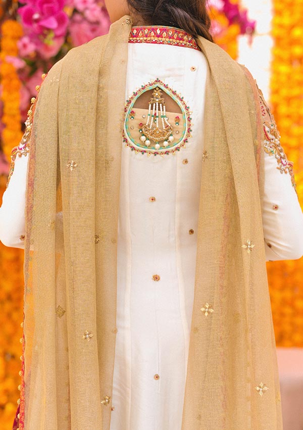 Nazm-With-Izhaar-And-Dupatta-Image-One